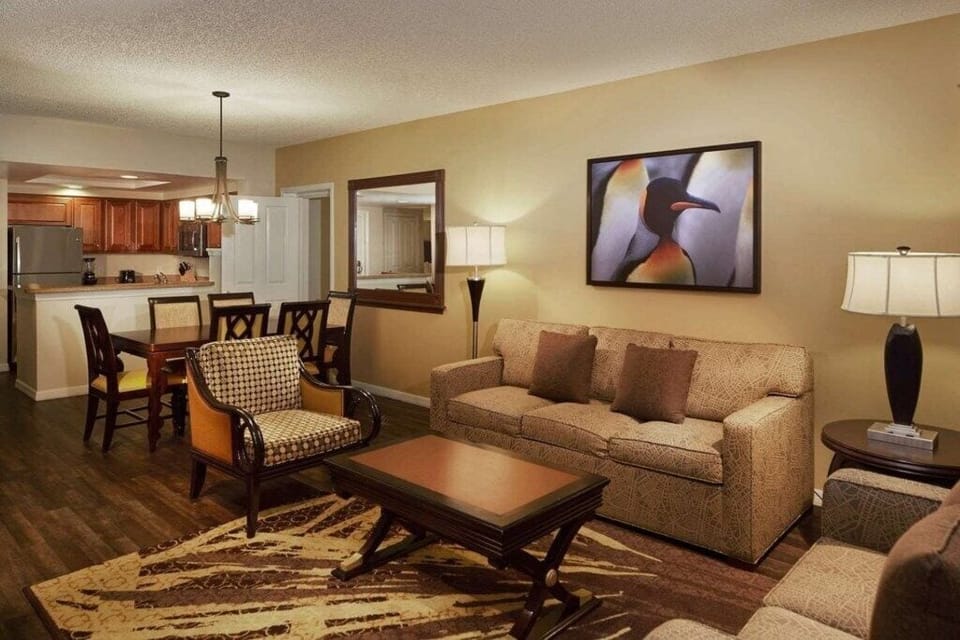SeaWorld®Orlando,aHiltonGrandVacationsClub_6
