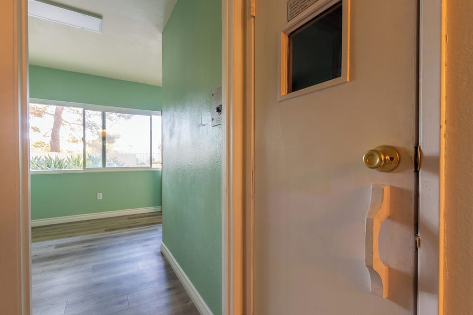Coin Laundry Room Area