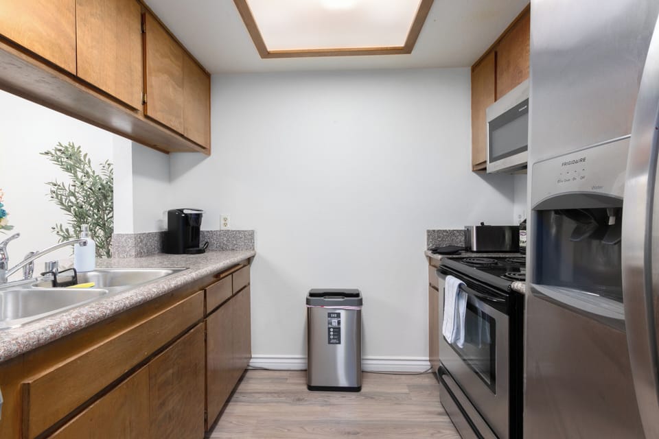 Full Size Kitchen with all cooking essentials