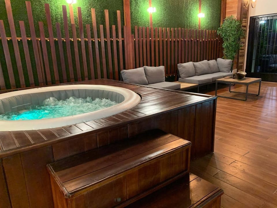 Indoor spa tub