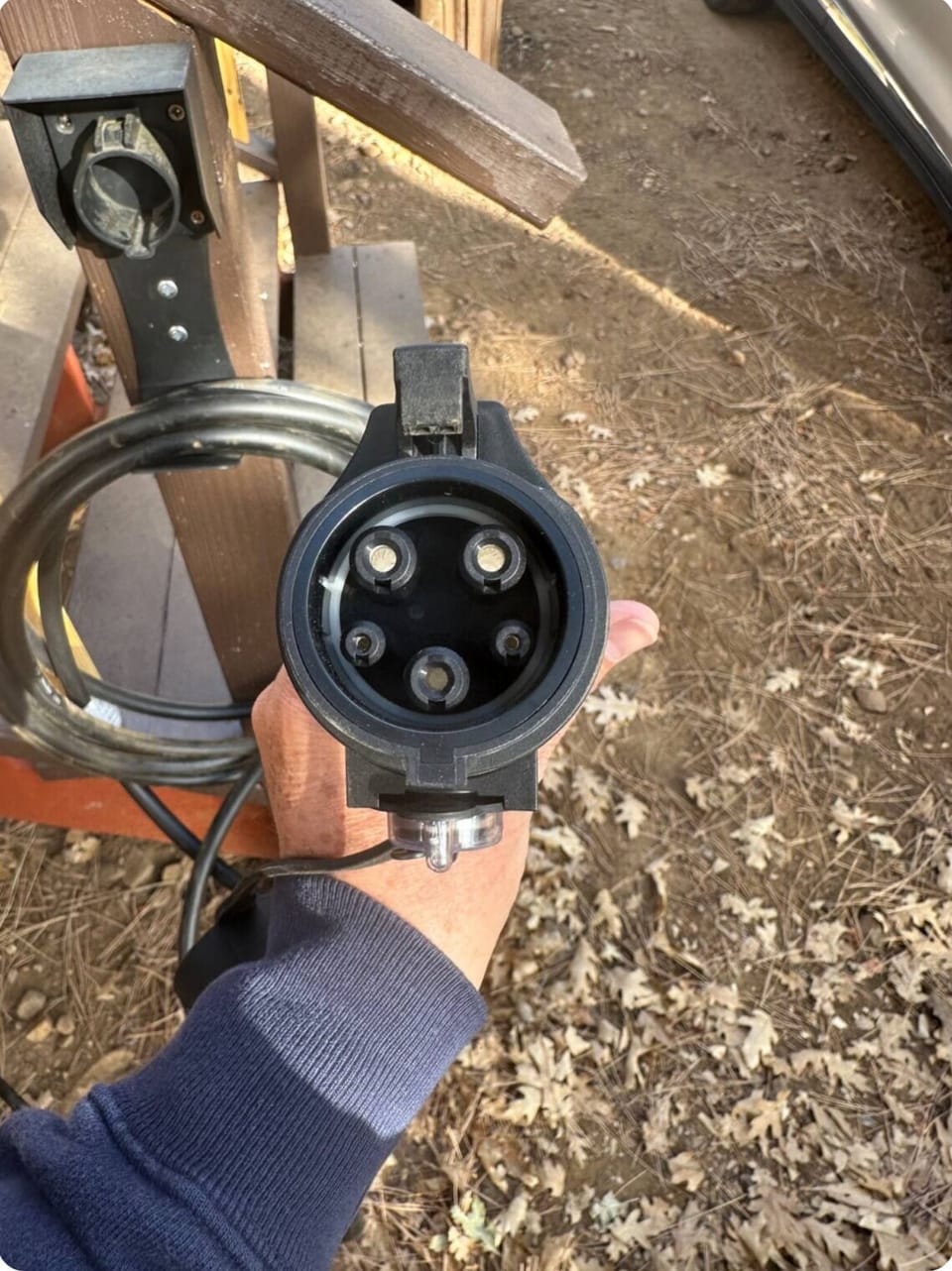 EV Charger(If you have a Tesla, bring you adaptor)
