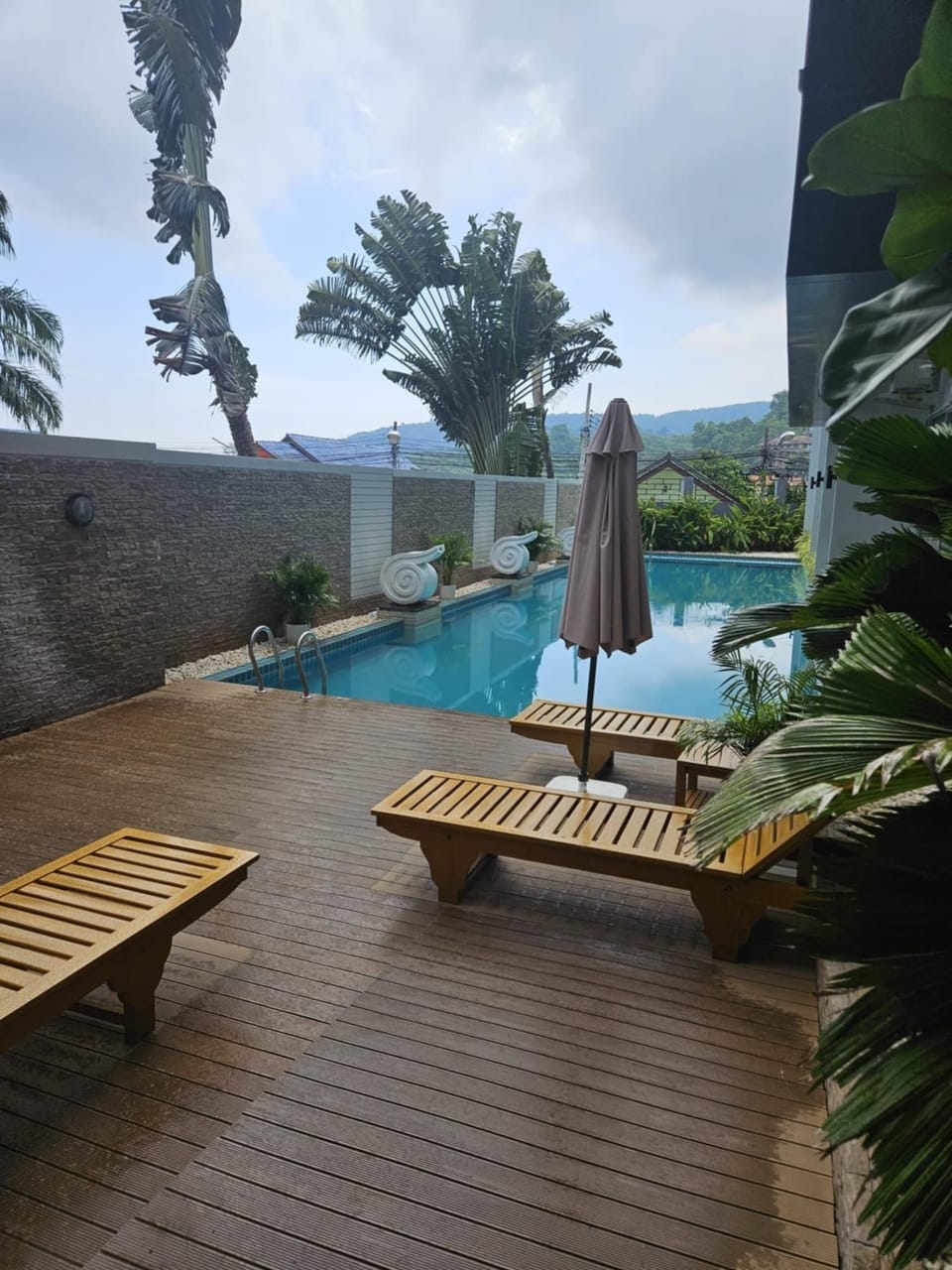 Shared Small Pool