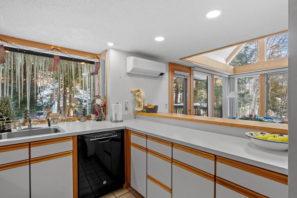 Prepare delicious meals in our fully-equipped kitchen.