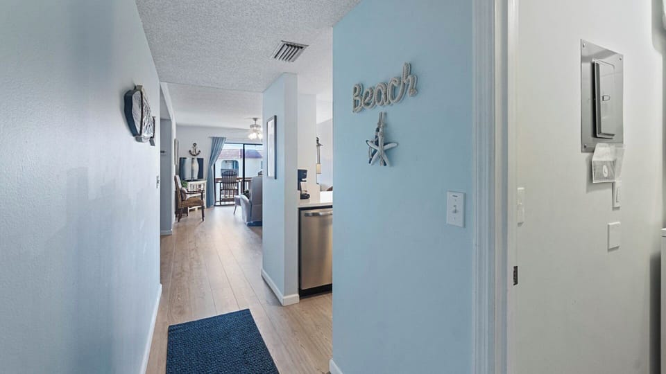 Entry Hallway