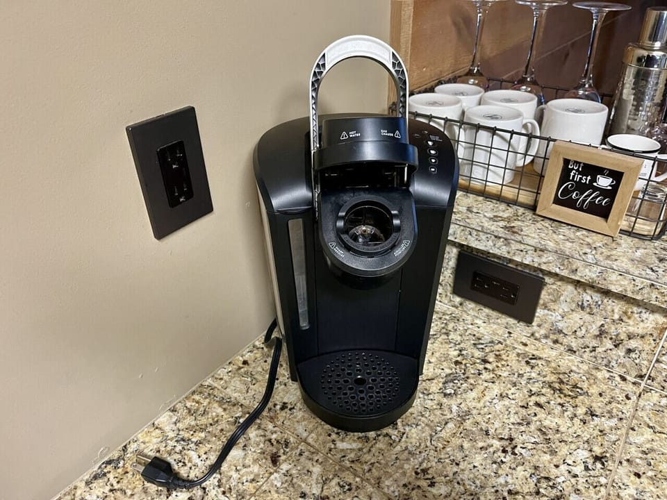 Single serve Keurig coffee maker