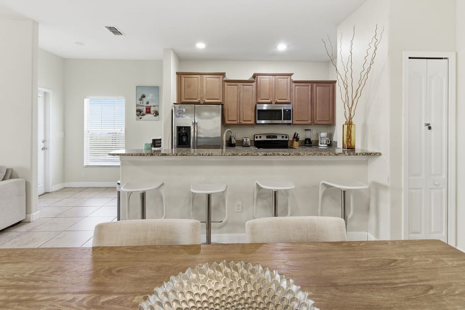 24-web-or-mls-8839CandyPalmNextay-8