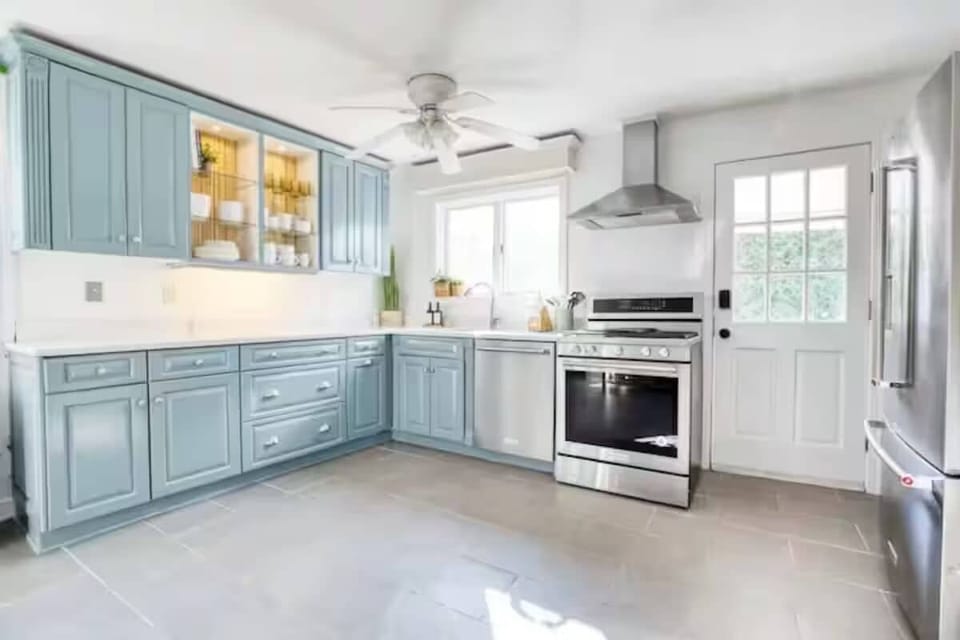 Downstairs Kitchen