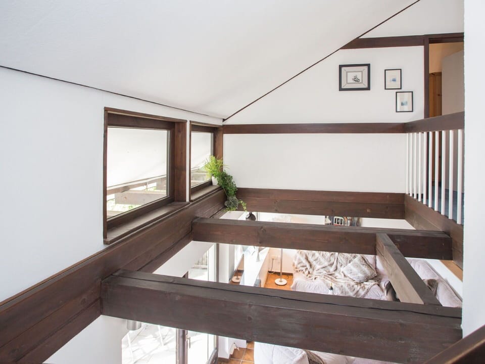 Wood, Ceiling, Interior Design, Flooring, Floor, Hardwood, Beam, Wood Stain, Natural Material, Attic