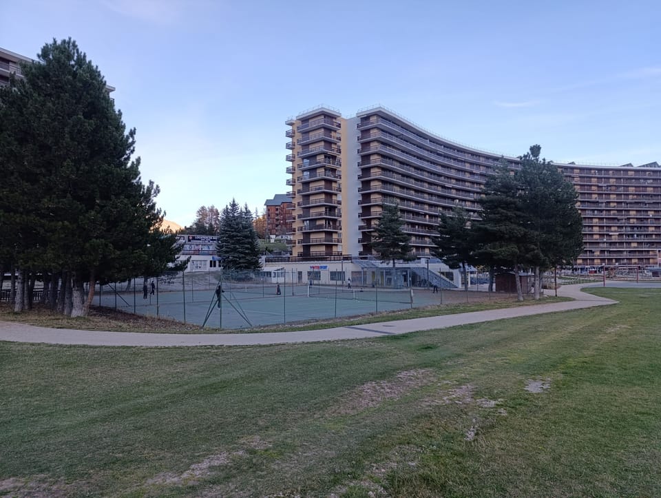Sport court