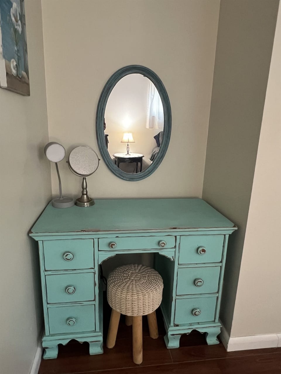 Master Bedroom makeup table