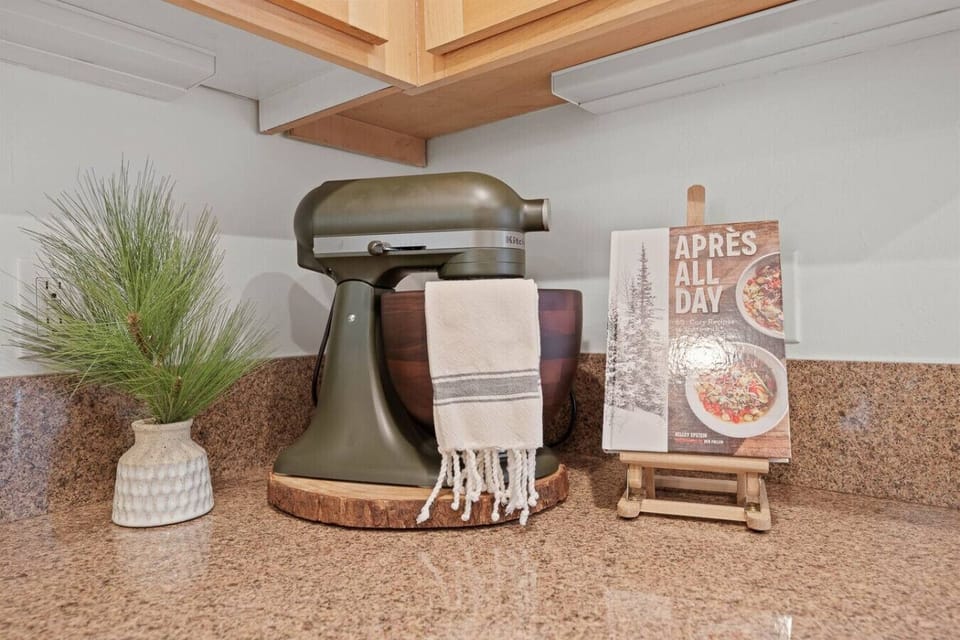 Kitchen aide mixer