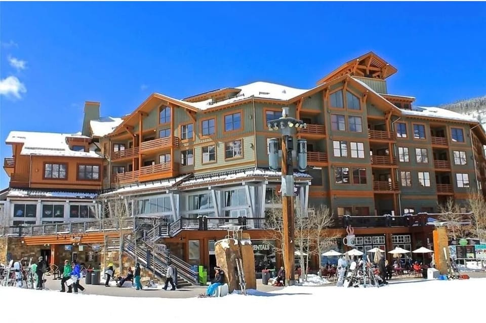 Copper One Lodge Winter