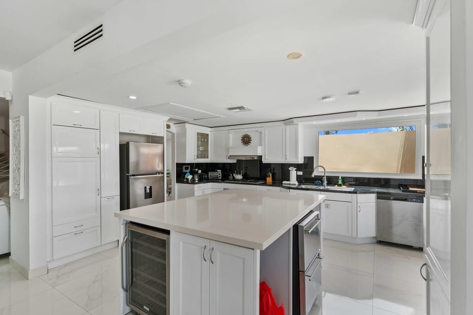 Villa at Tierra del Sol - Private Pool & Theater (744)