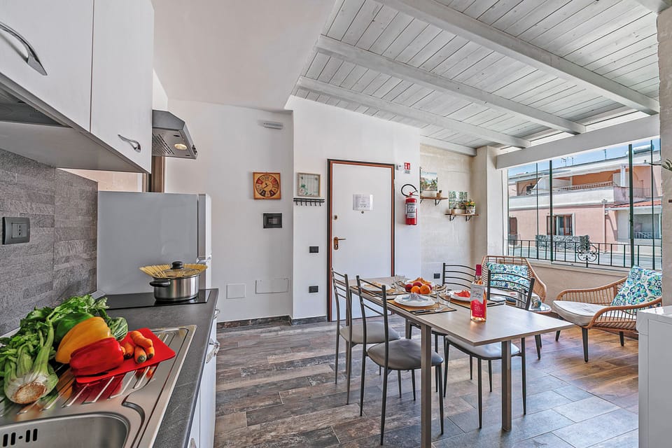 Kitchen and dining area
