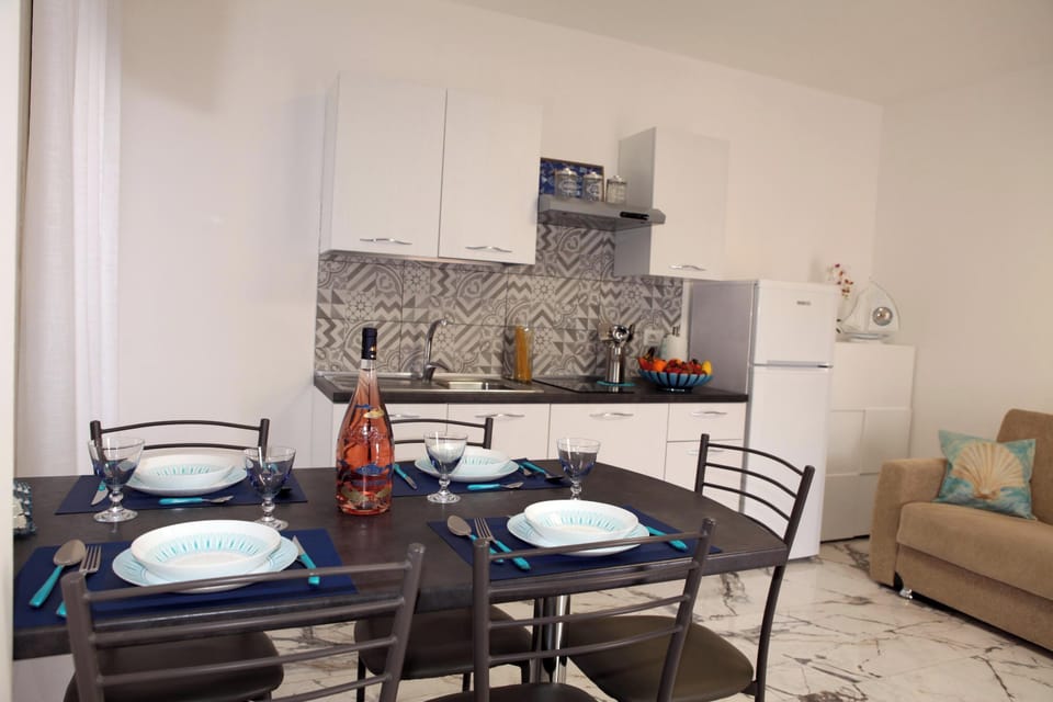 Kitchen and dining area