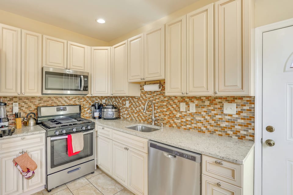 Kitchen | 1st Floor | Cooking Basics | Keurig Coffee Maker