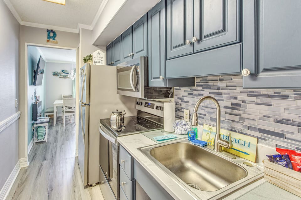 Kitchen | Drip Coffee Maker | Toaster