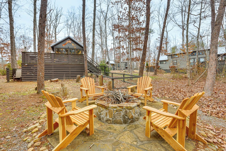 Monteagle Vacation Rental | 1BR | 1BA | 519 Sq Ft | Steps Required to Enter