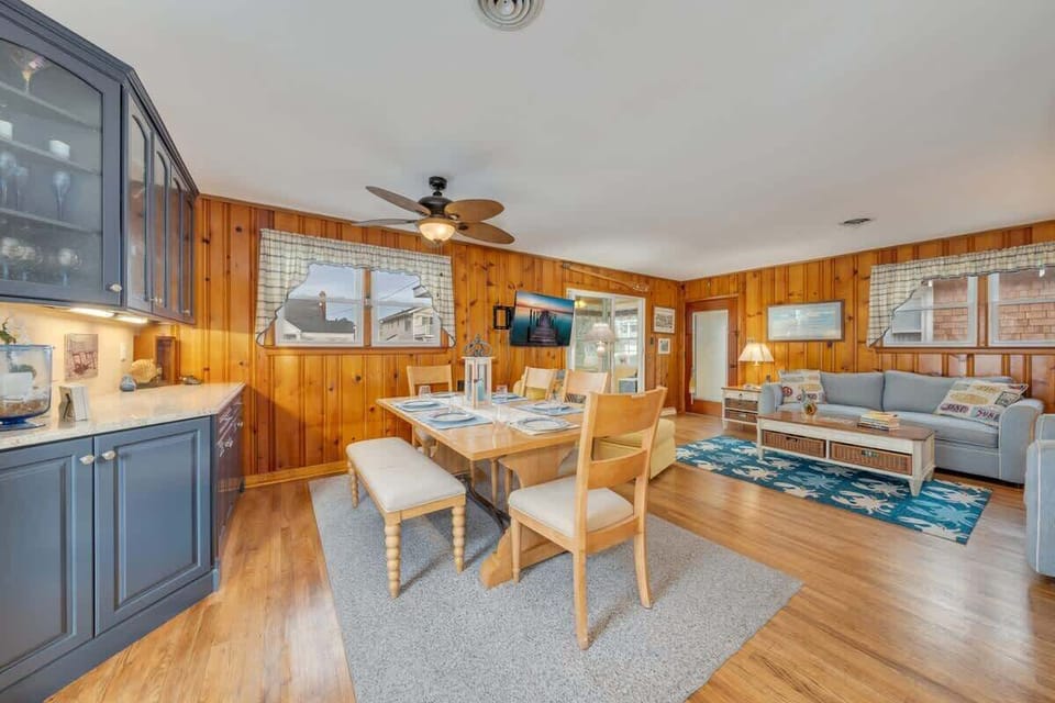 Relax in your open-concept living and dining area with plenty of natural light.