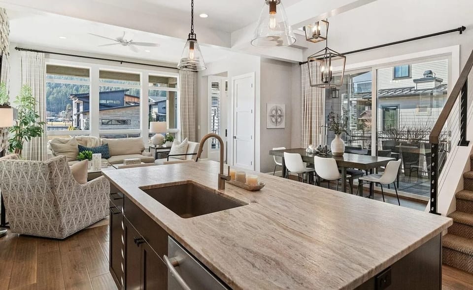 Kitchen: Located in main house (1st Floor)