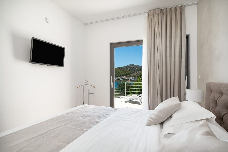 Villa Paloma Blanca offers four comfortable bedrooms, each equipped with king-size beds 