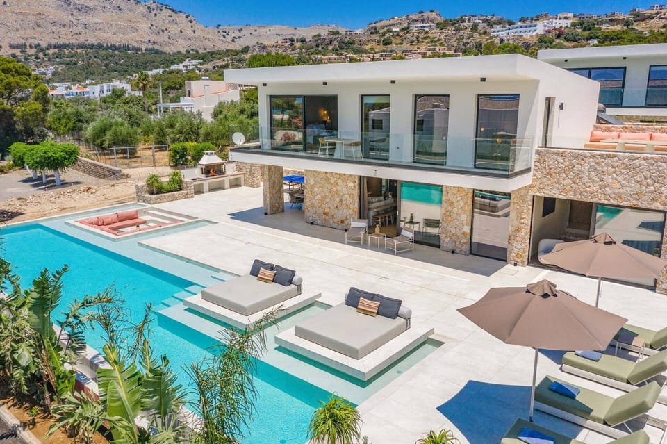 Villa Pefkos Shore image