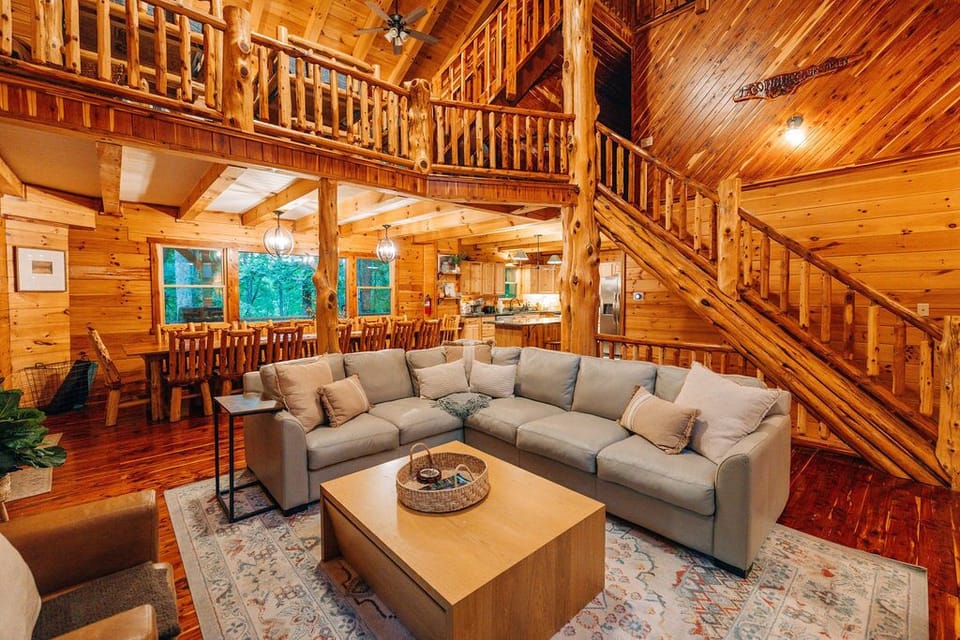 Living Room / Lounge