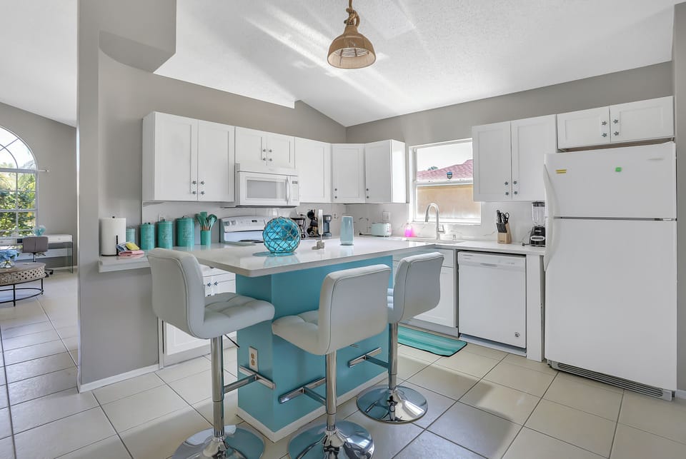 Fully equipped kitchen
