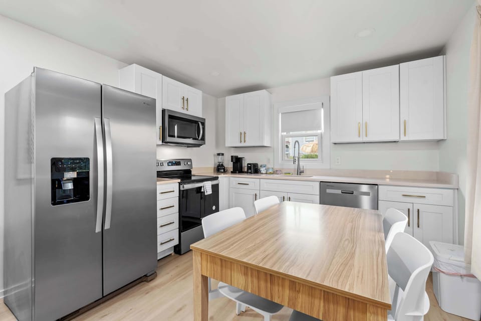 Full kitchen with stove, dishwasher & Keurig coffeemaker.  We include a starter pack of coffee, sugar & powered creamer