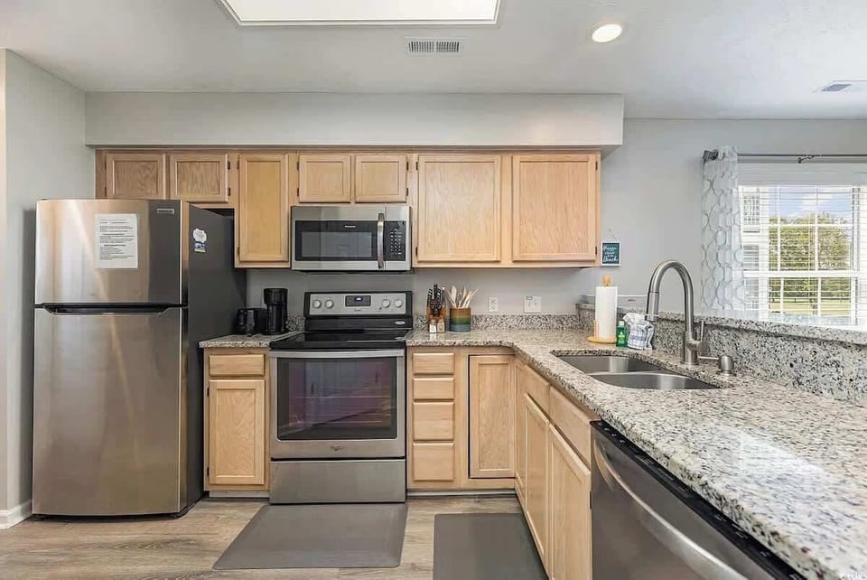 Large Kitchen Area