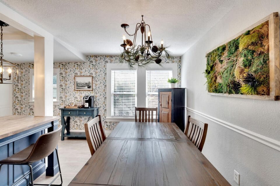 Where gourmet meals meet chic design and elegance.