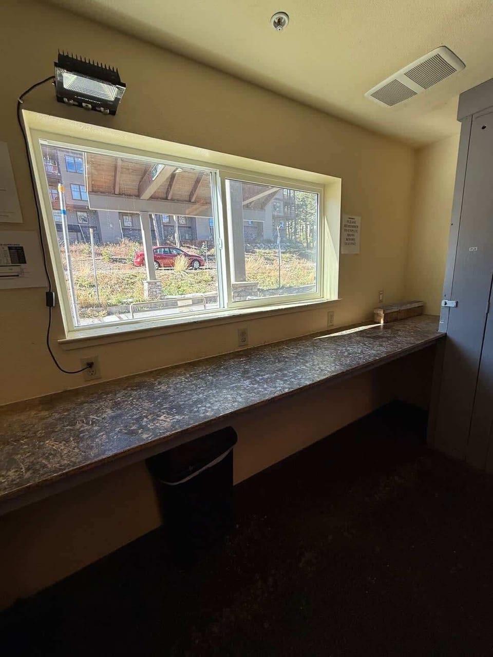 work bench for those who want to tune or wax their skis or boards.