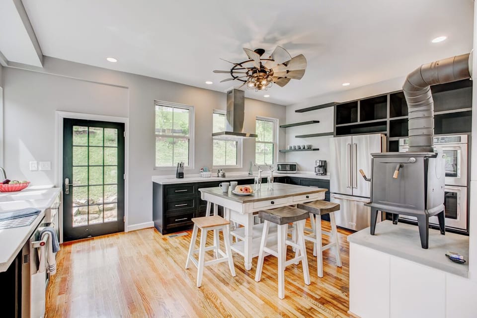 Welcome to Josephine Cottage!