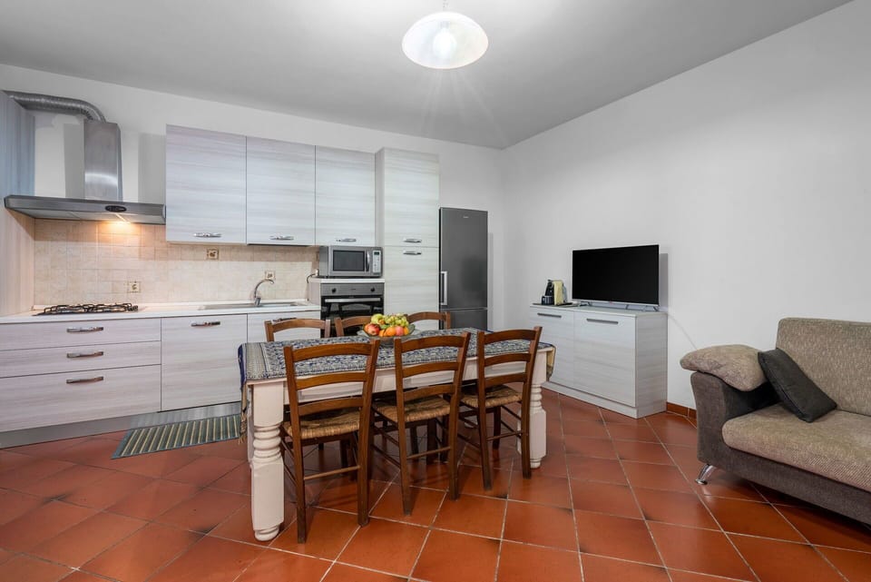 Autumn, Kitchen, Spring, Summer