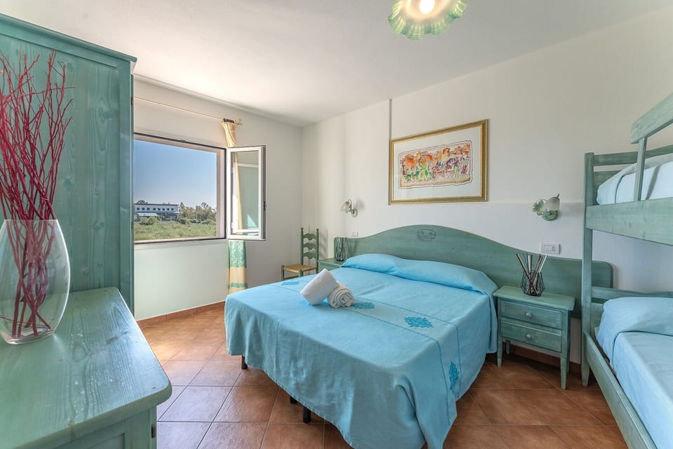 Autumn, Bedroom, Spring, Summer, Winter