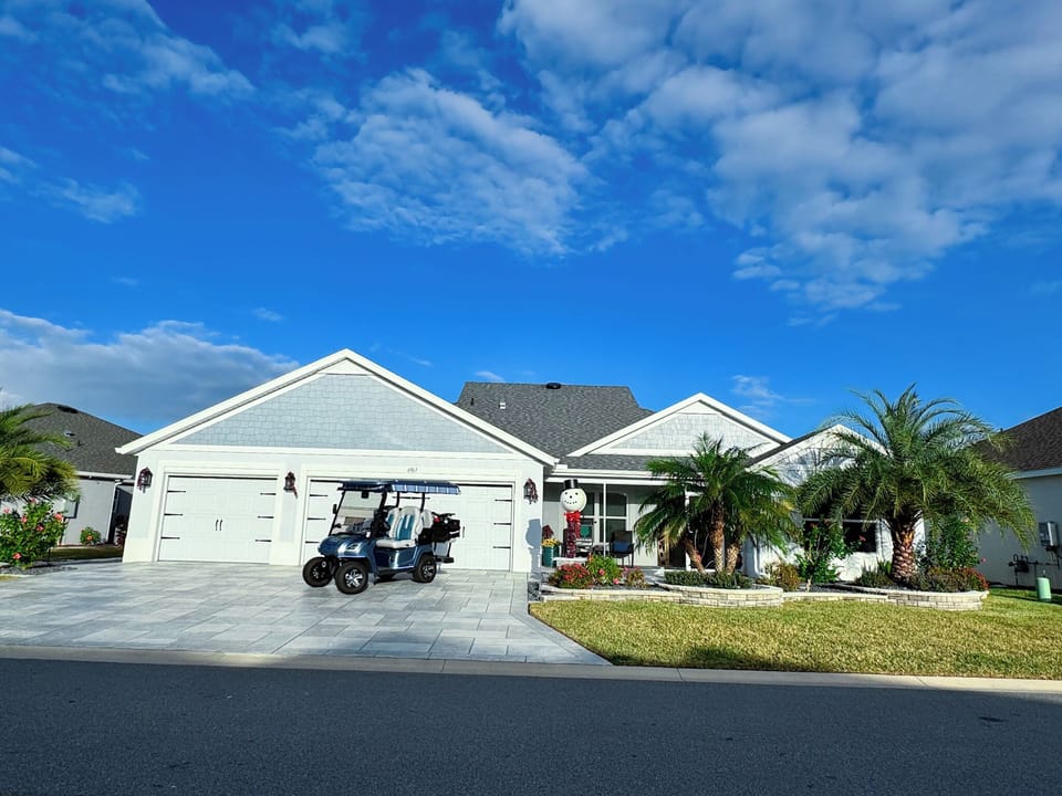 Breath Taking 3/3 in The Village of Lake Denham with pool, 4 passenger electric golf car
