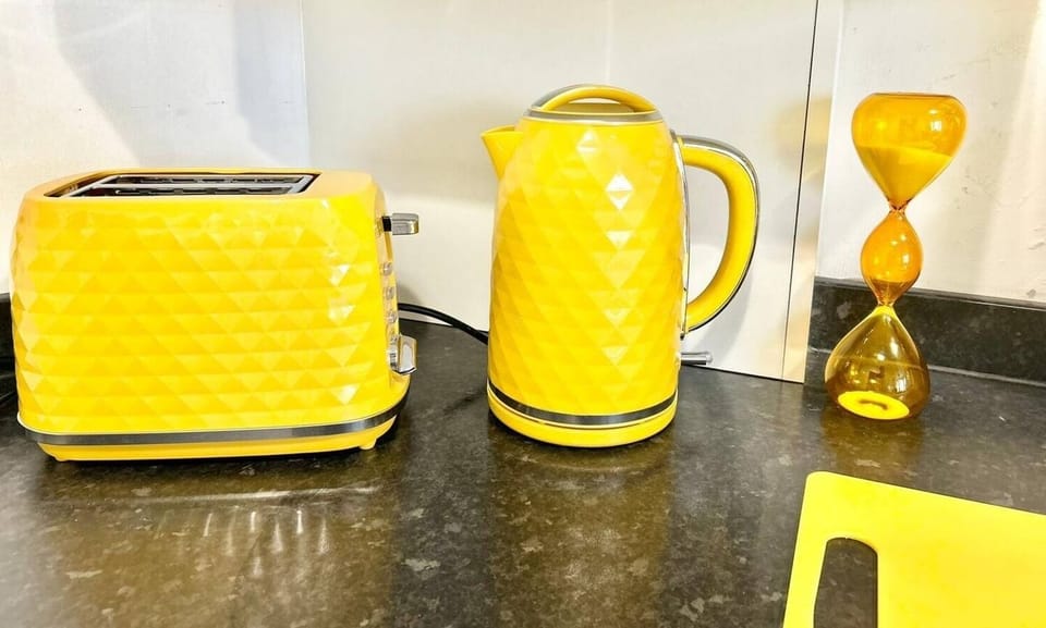 Kettle & toaster