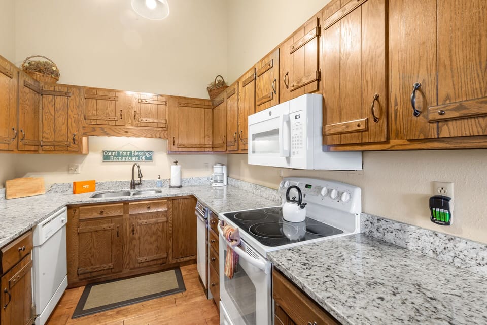 Kitchen - Enjoy our kitchen with granite countertops and fully equipped for your stay