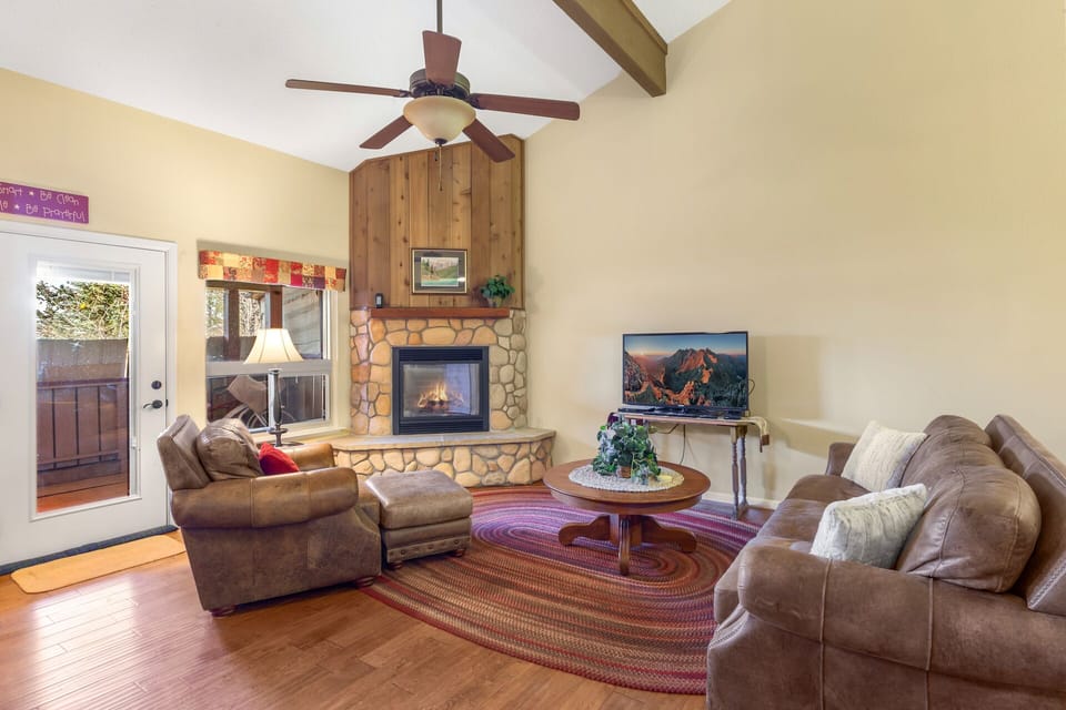 Living room - Enjoy our living room with gas fireplace and Smart TV.