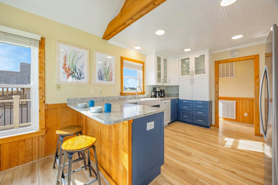 Surf or Sound Realty - 1205 - 1 To Sea - Kitchen -1
