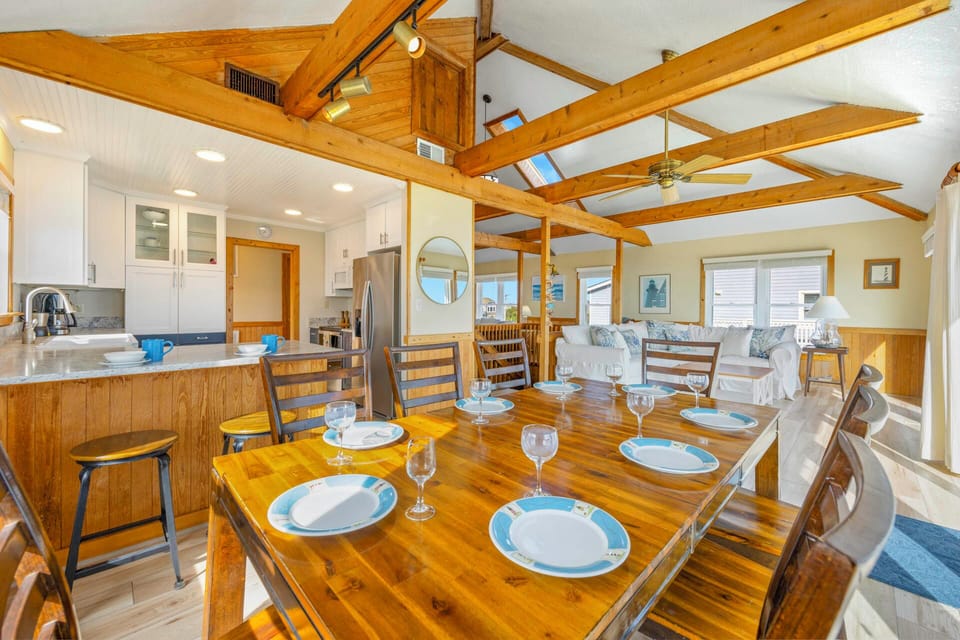 Surf or Sound Realty - 1205 - 1 To Sea - Dining Area -4