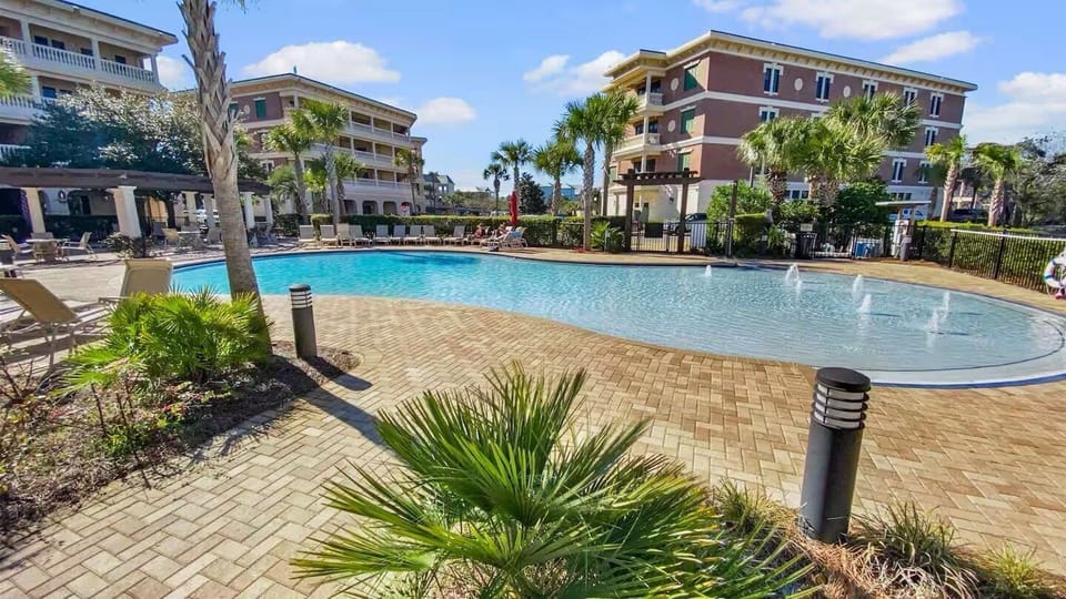 Community pool