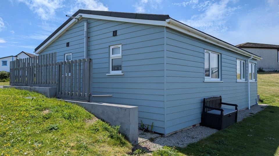 Exterior 2