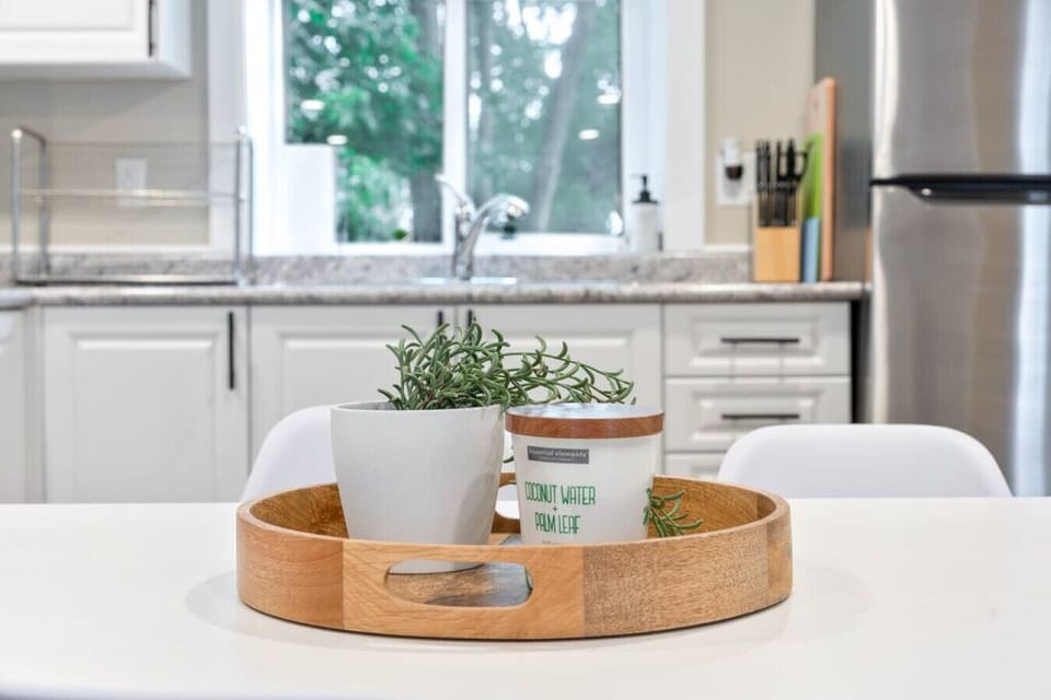 You can almost hear the sizzle of ingredients as you cook in the well-equipped kitchen, where every detail is designed for convenience.
