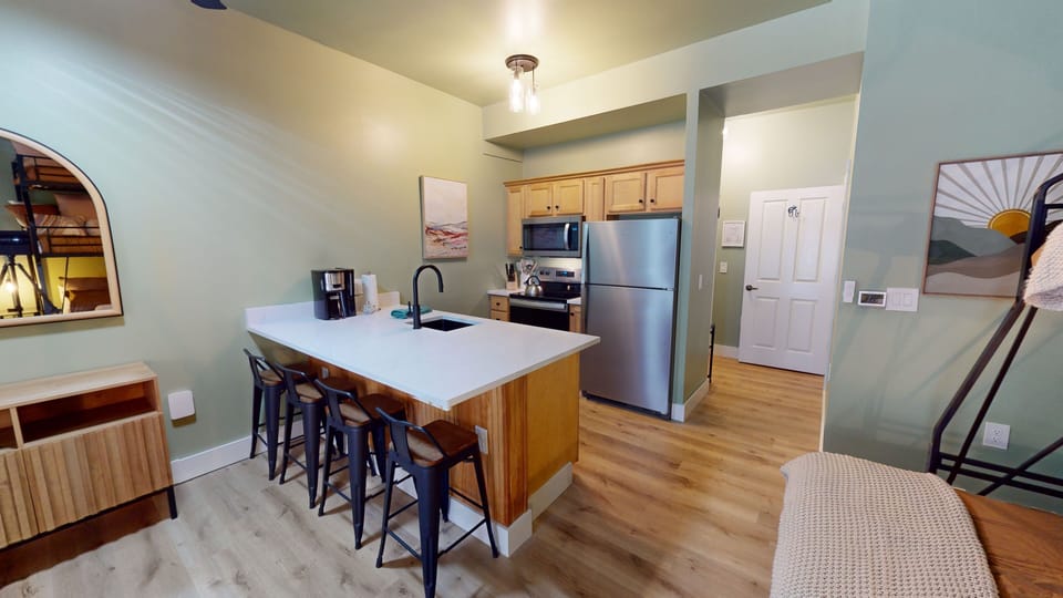 Floor, Flooring, Indoors, Hardwood, Refrigerator