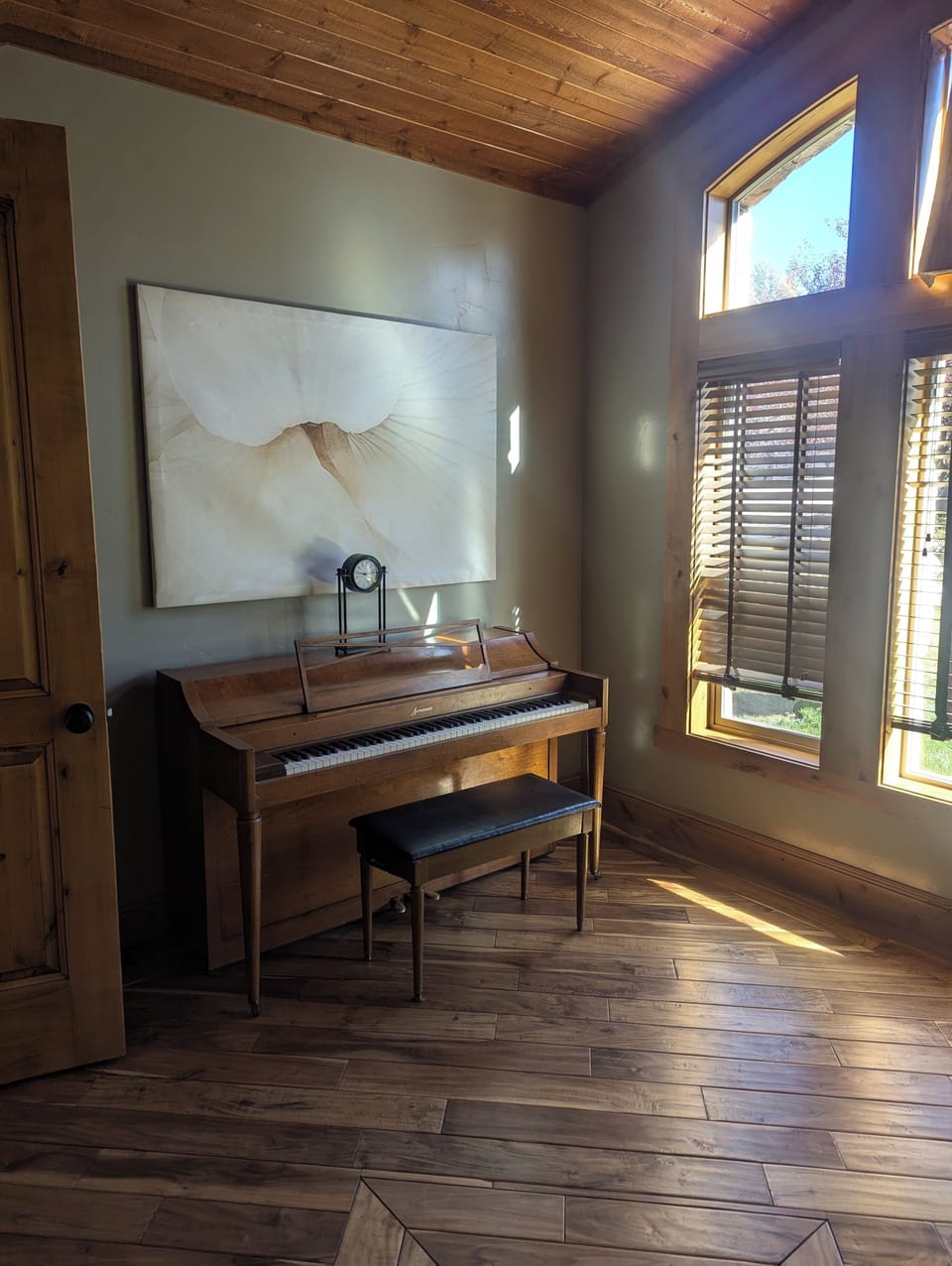 main floor office now also has queen sofabed