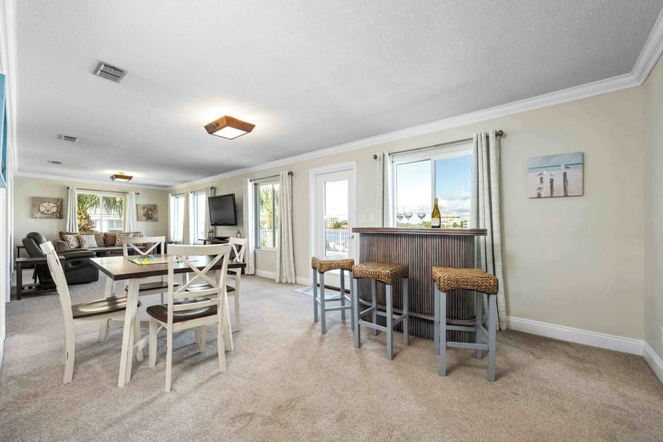 Enjoy a movie, game night, or cocktail hour together in the upstairs den