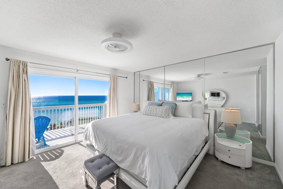 Seacrest 8 | Primary King Suite | Smart TV | 2nd Floor
