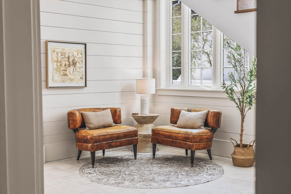 Conversation nook
