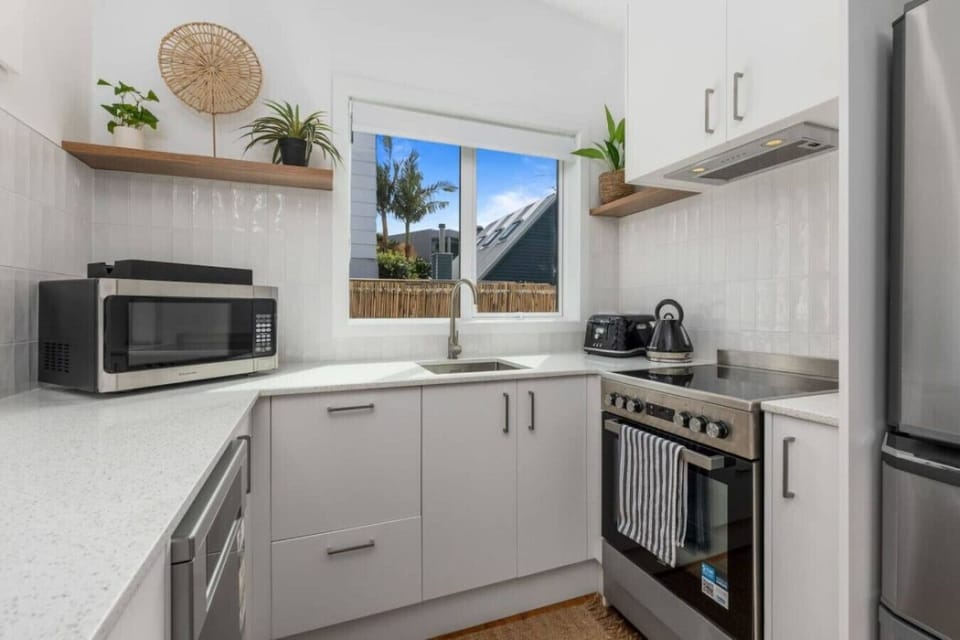 Fully-equipped kitchen